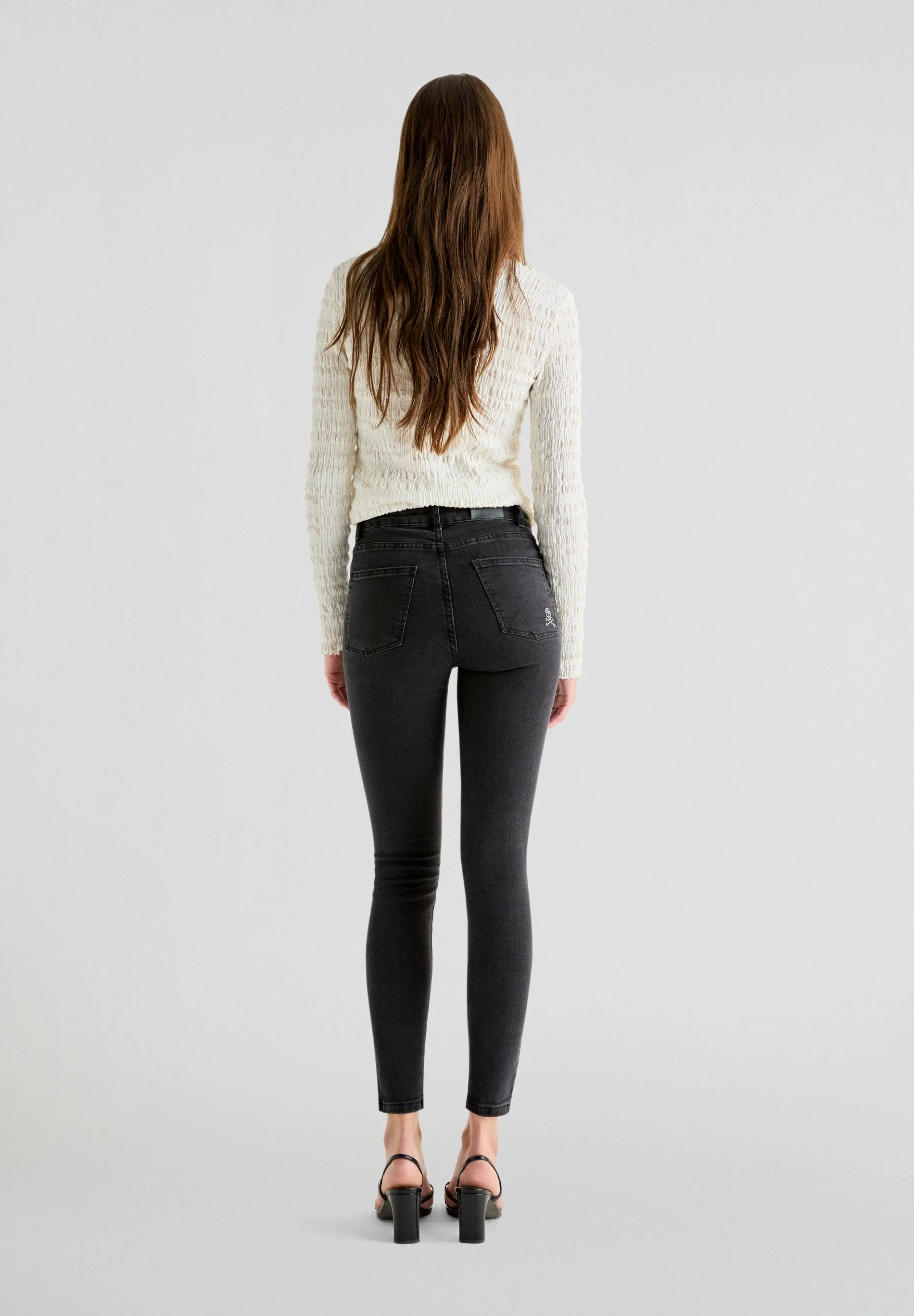 SKINNY JEANS WITH STUDS - Image 7